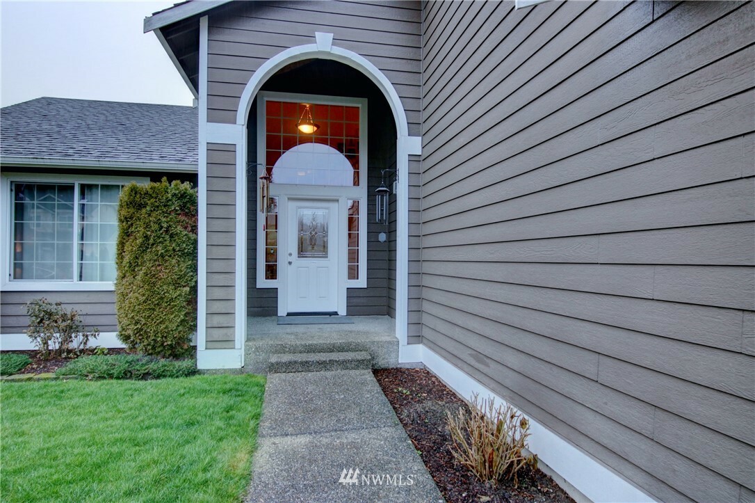 Property Photo:  11622 50th Drive SE  WA 98208 