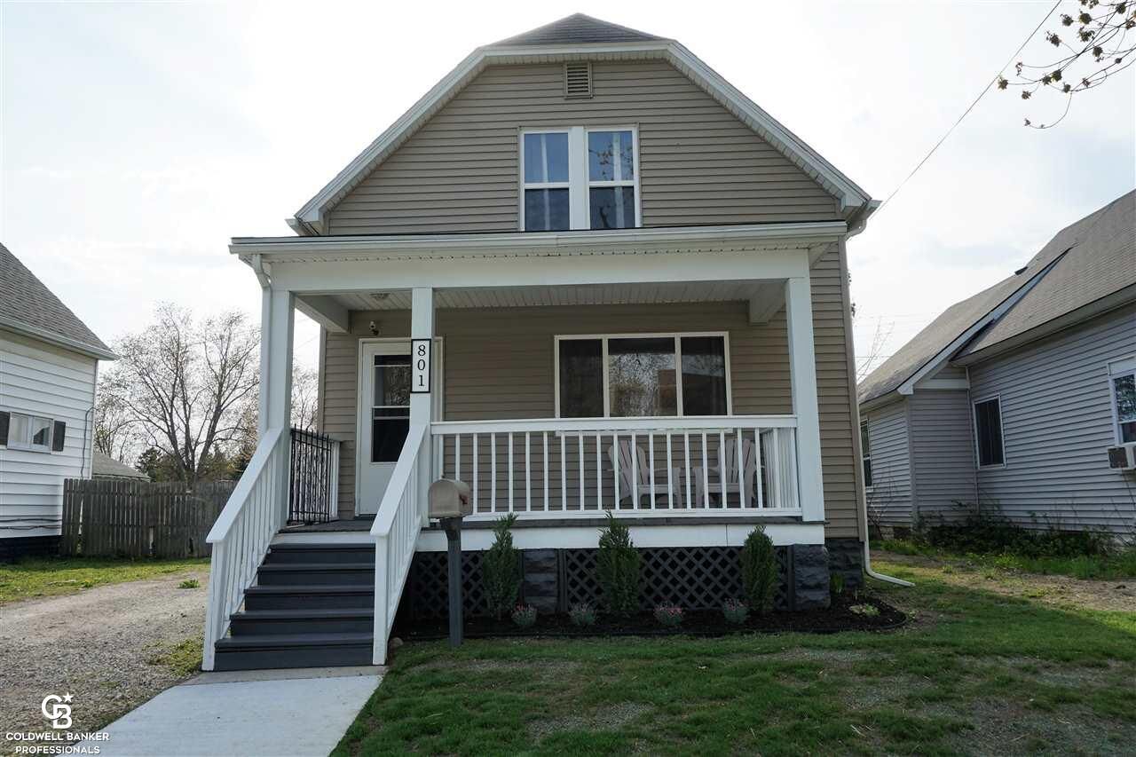 Property Photo: 801 16th St MI 48060