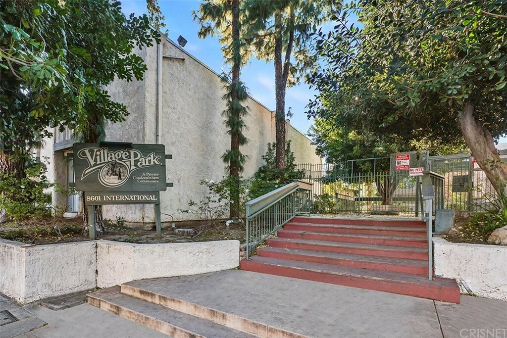 Property Photo:  8601 International Avenue 112  CA 91304 