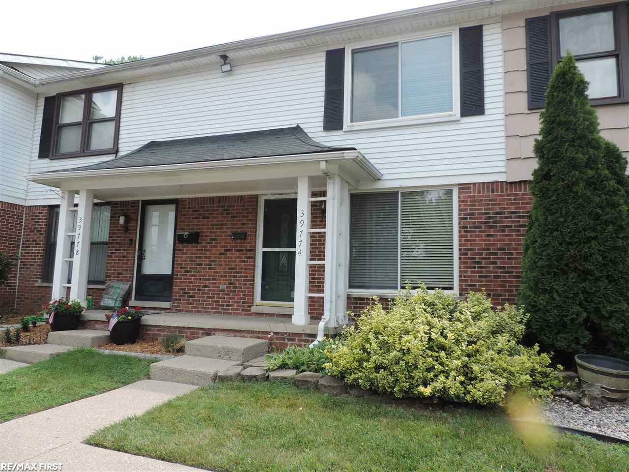 Property Photo:  39774 Manor Dr  MI 48045 