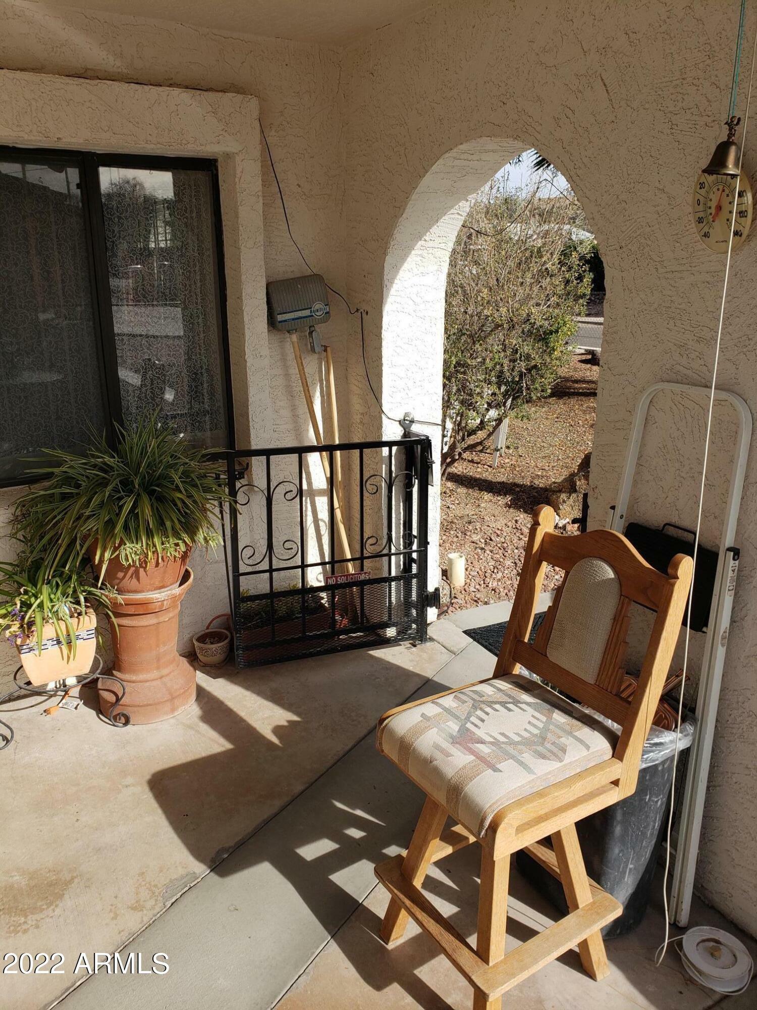 Property Photo:  312 W Mohave Street  AZ 85390 