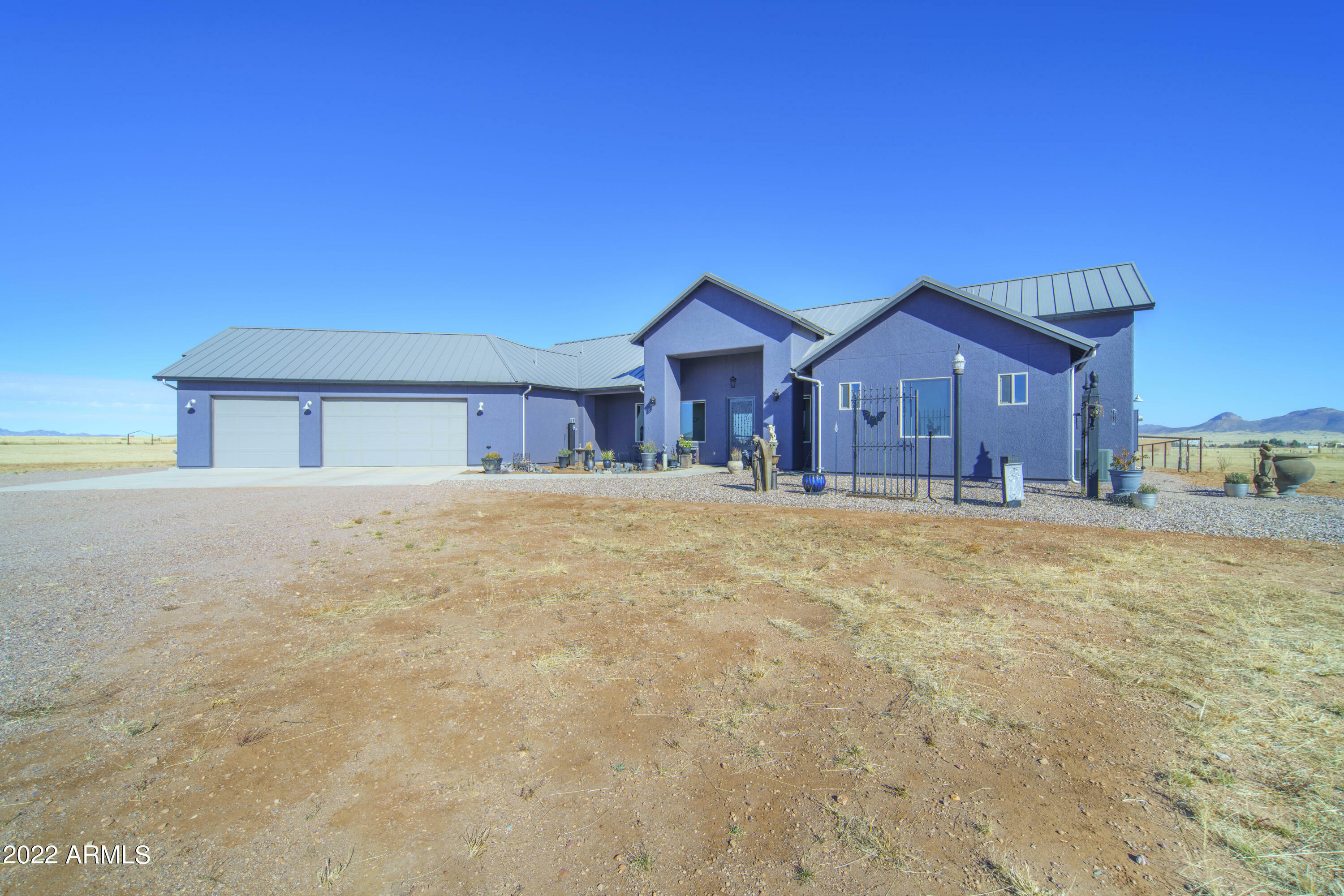 Property Photo:  30 Lone Hawk Trail  AZ 85611 