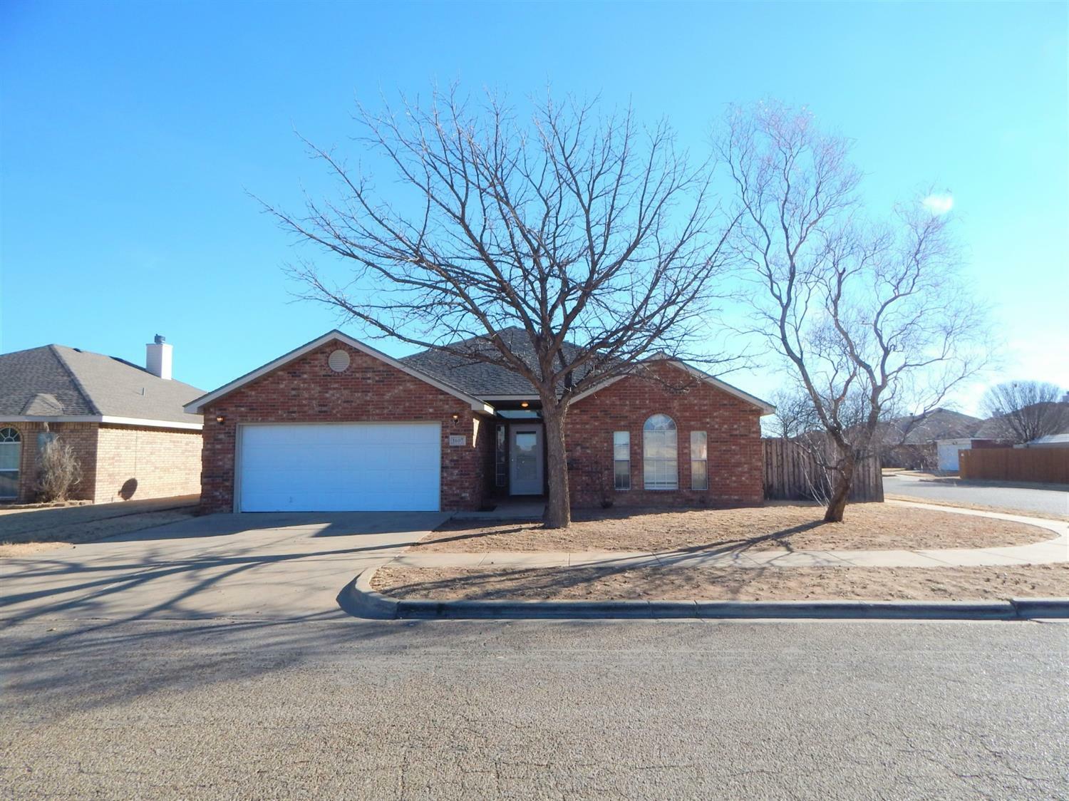 Property Photo:  1607 Kirby Avenue  TX 79416 