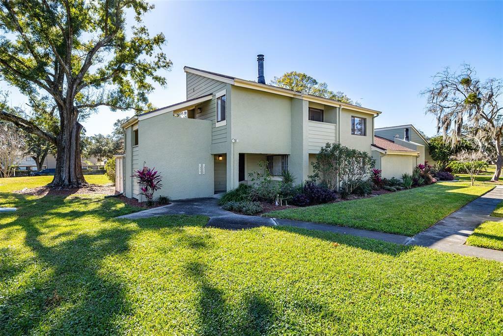 Property Photo:  13507 Palmwood Lane  FL 33618 