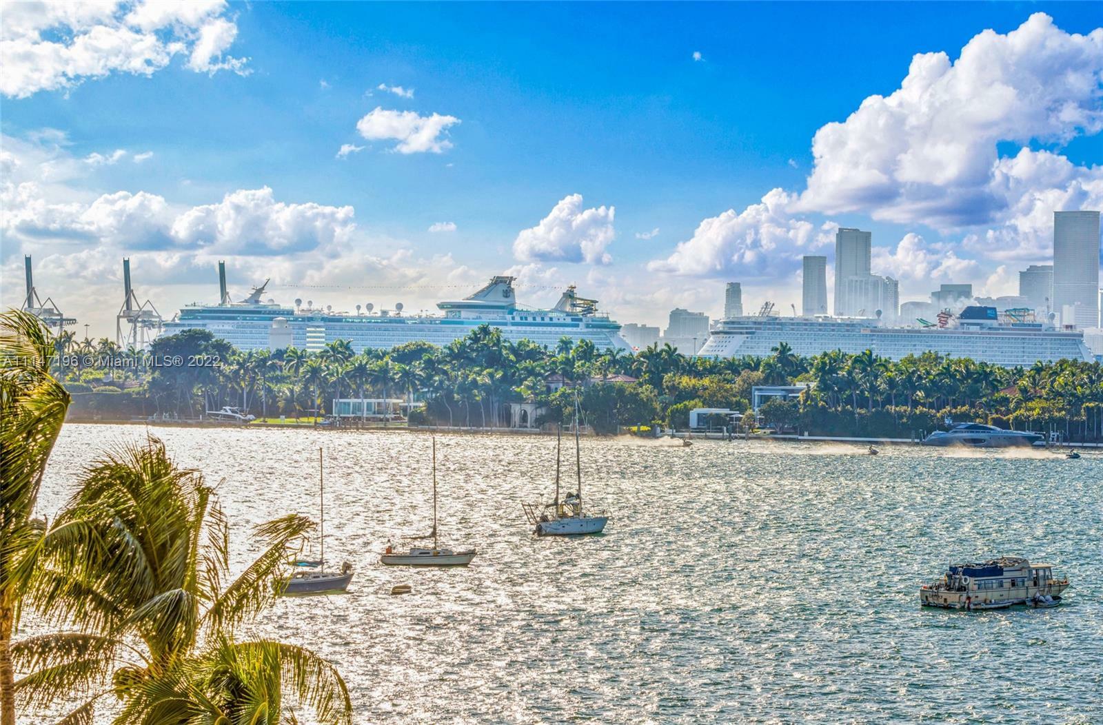 Property Photo: 1200 West Ave 504 FL 33139