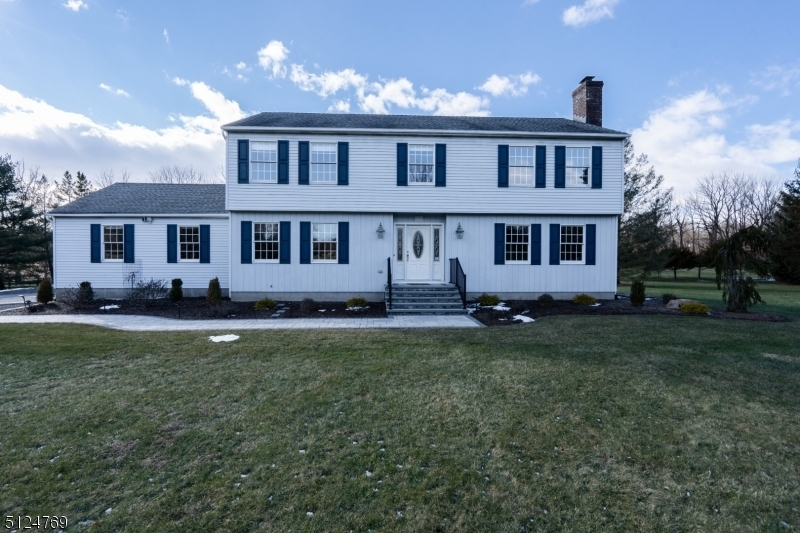 Property Photo:  25 Uptom Pine Rd  NJ 08833 