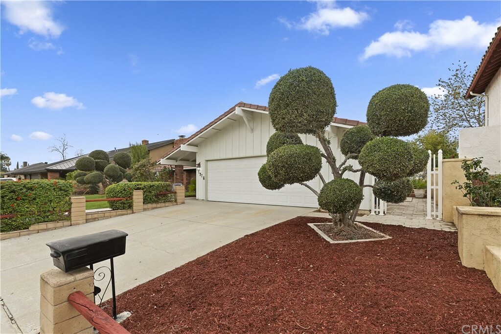 Property Photo:  1275 San Cristobal Drive  CA 92506 