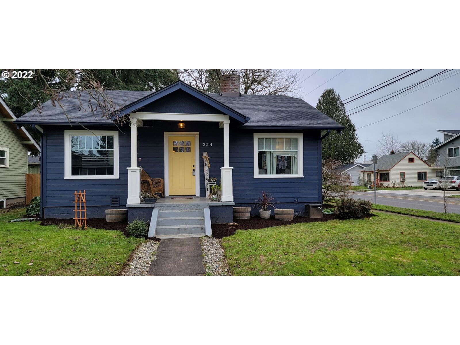 Property Photo:  3214 S St  WA 98663 