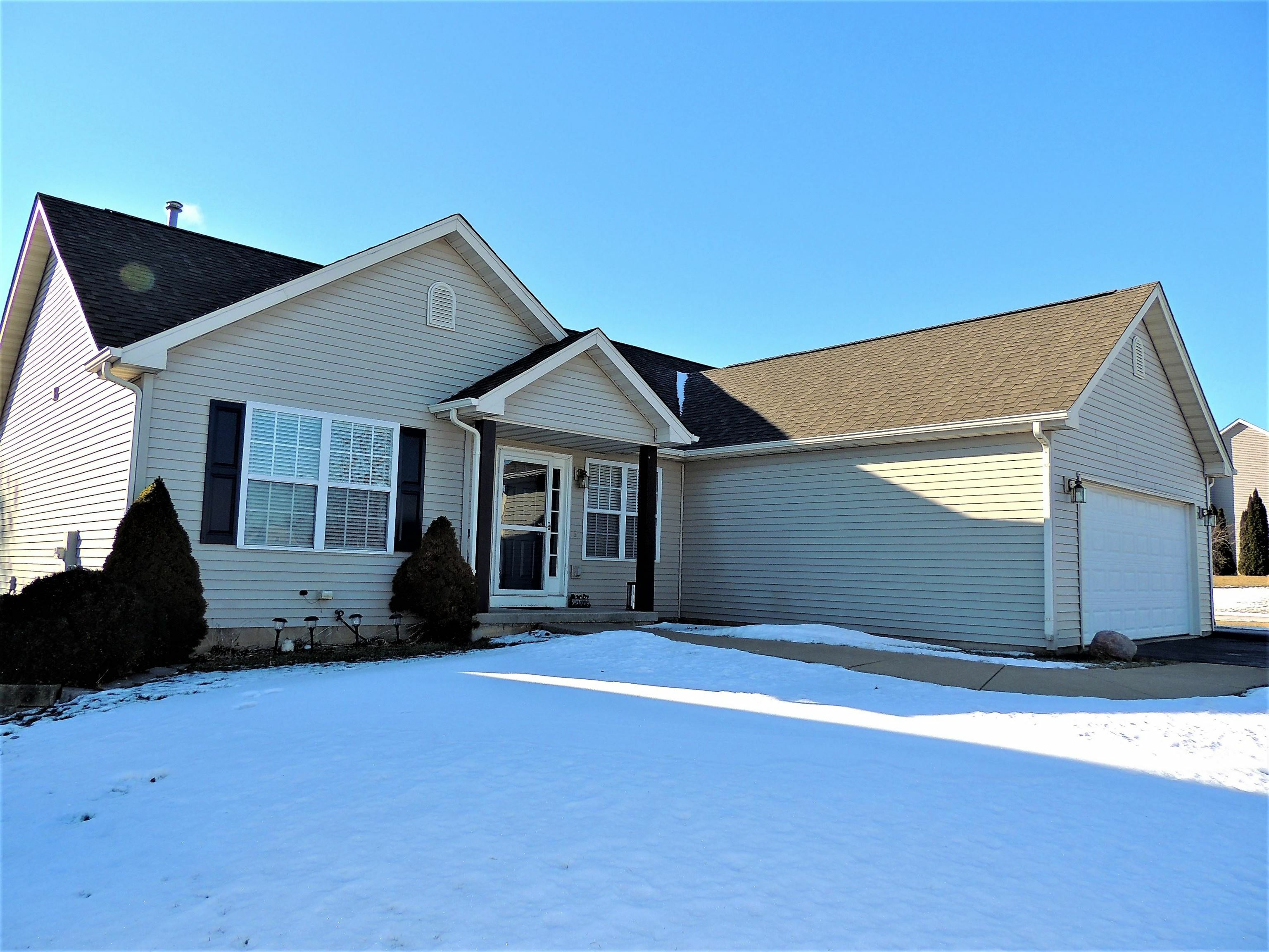 Property Photo:  299 Prairie Knoll Drive  IL 61065 