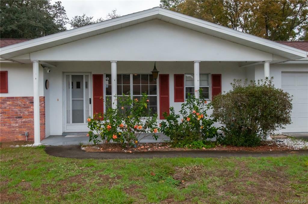 Property Photo:  1020 N Lyle Avenue  FL 34429 