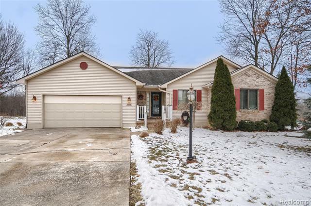 Property Photo: 8338 E Court Street MI 48423