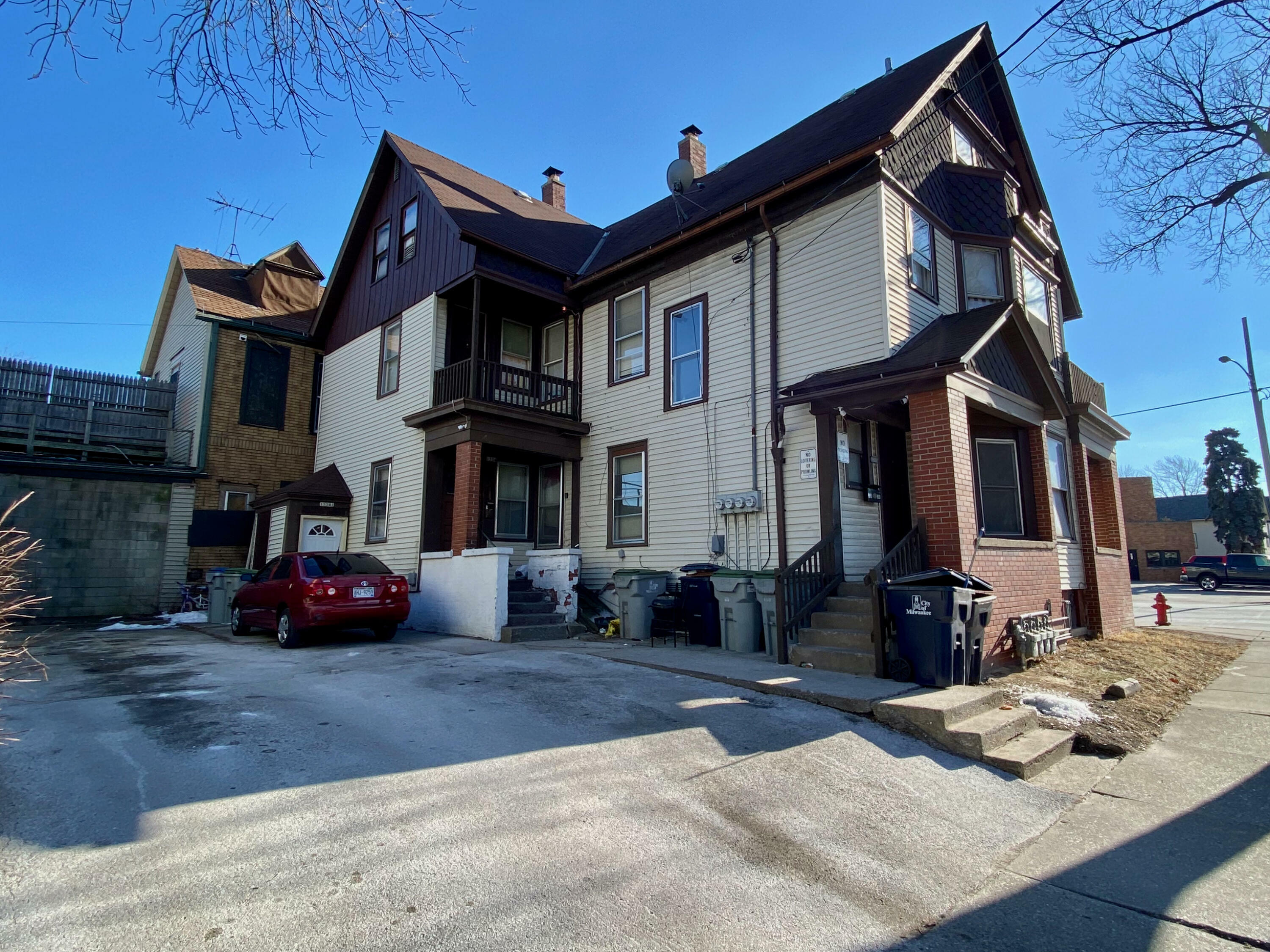 Property Photo:  1336 S 9th St  WI 53204 