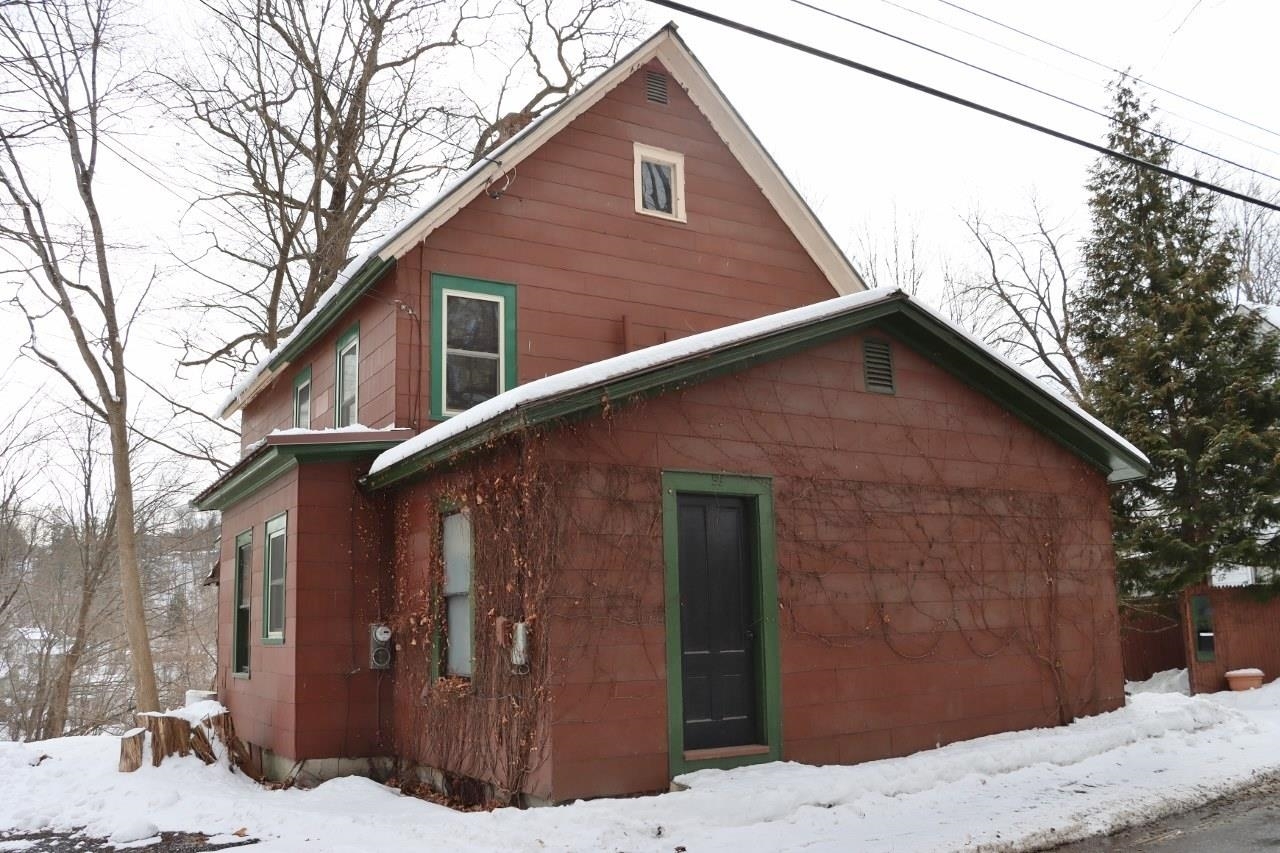 Property Photo: 53 Wall Street VT 05156