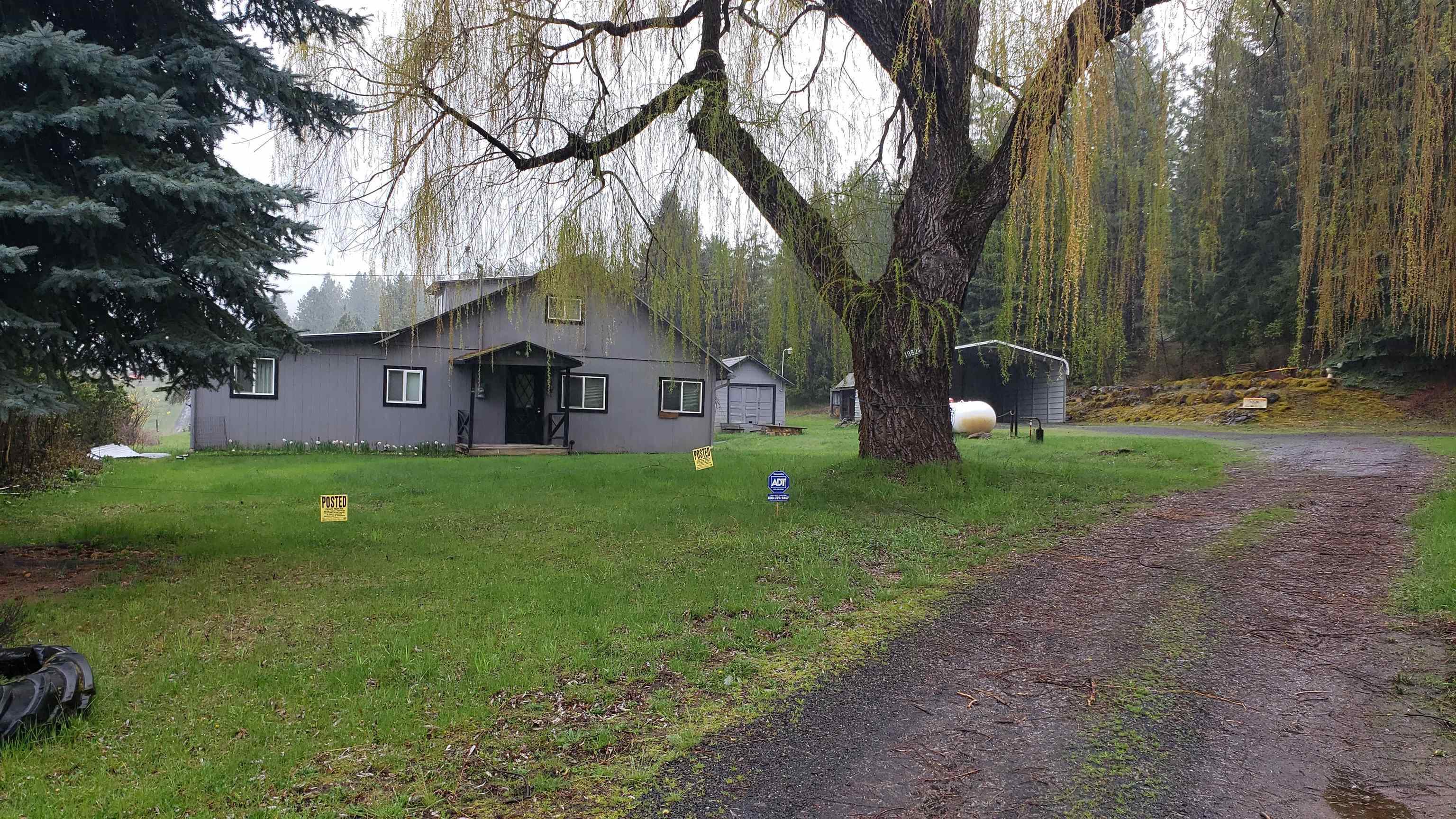 Property Photo:  19824 N Sands Rd  WA 99005 