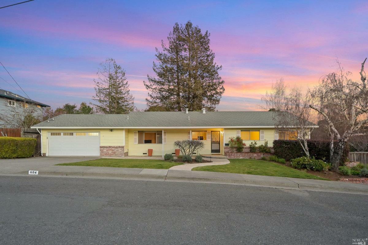 Property Photo:  604 Elm Drive  CA 94952 