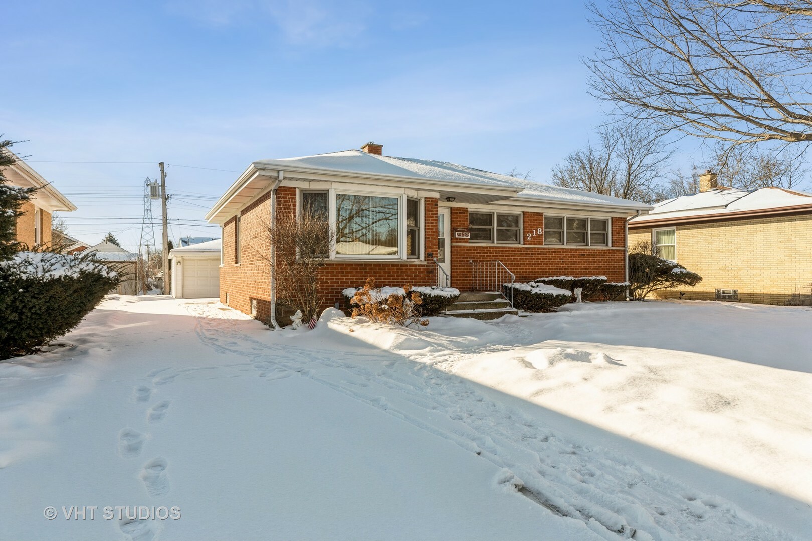 Property Photo:  218 W 29th Street  IL 60411 