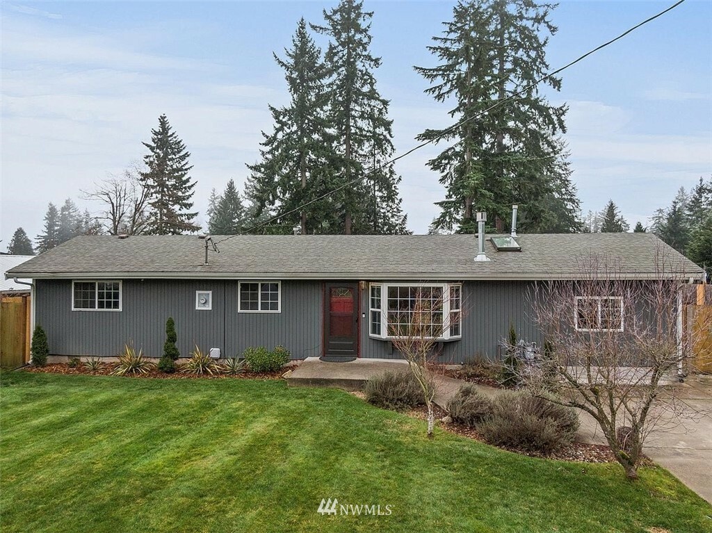 Property Photo: 19501 67th Street E WA 98391