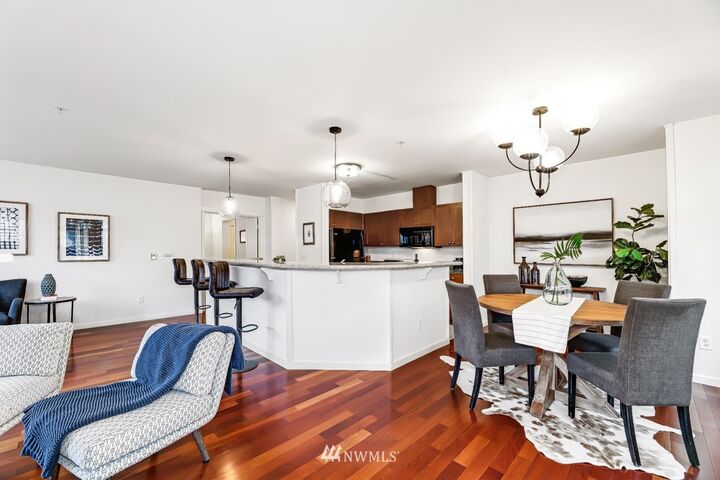 Property Photo:  1000 Aurora Avenue N N210  WA 98109 