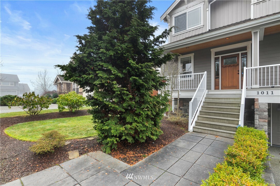 Property Photo:  1011 10th Street  WA 98275 