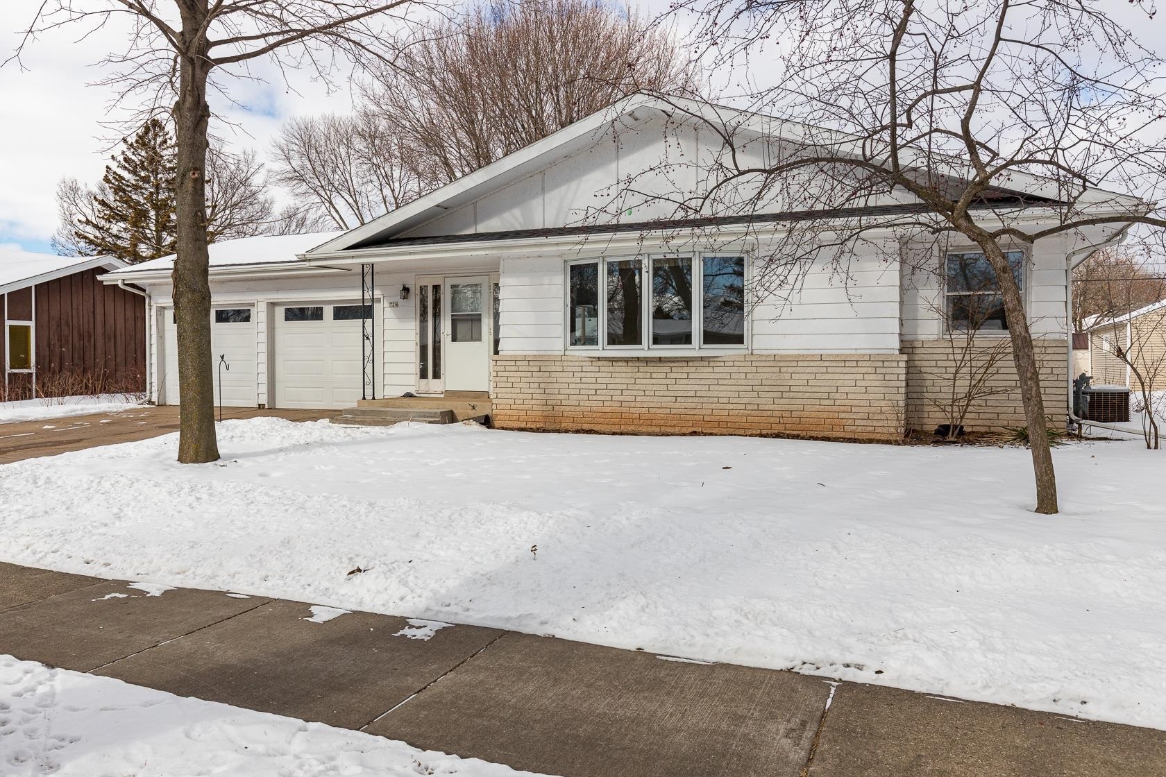 Property Photo: 724 Viola Avenue WI 54901