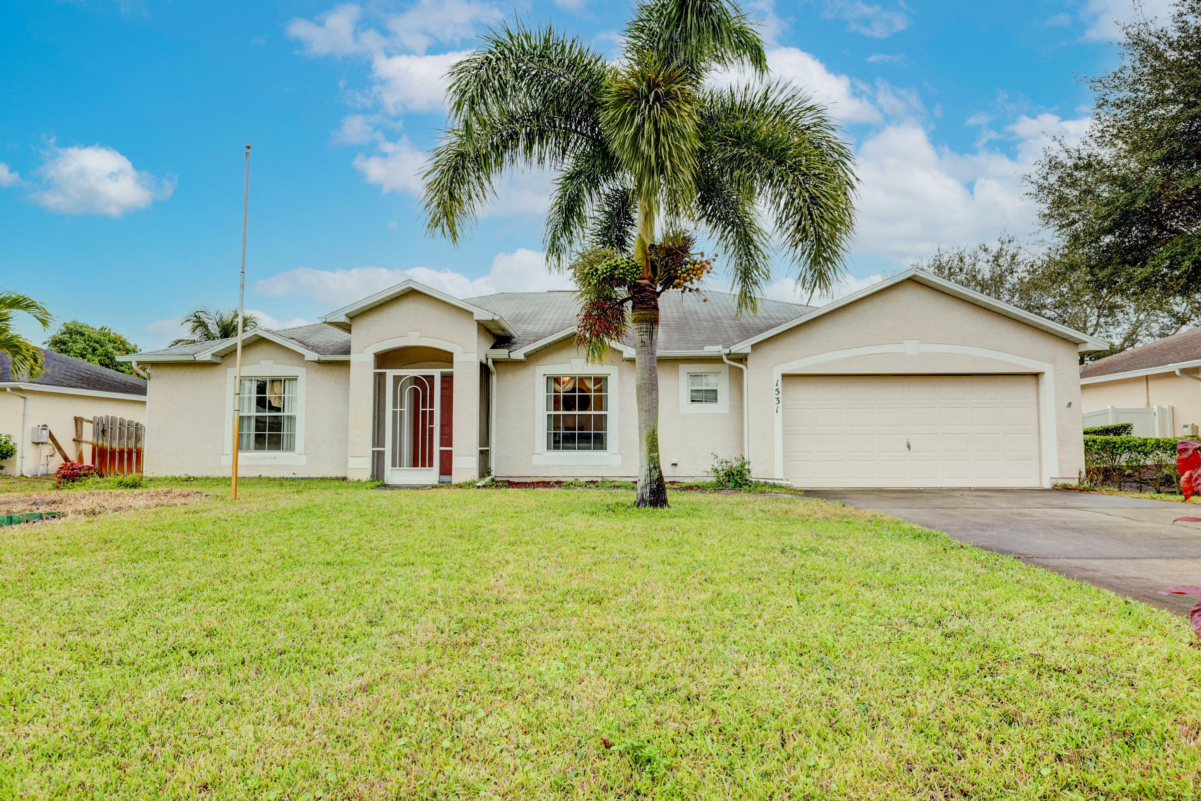 Property Photo:  1531 SE Croquet Street  FL 34983 