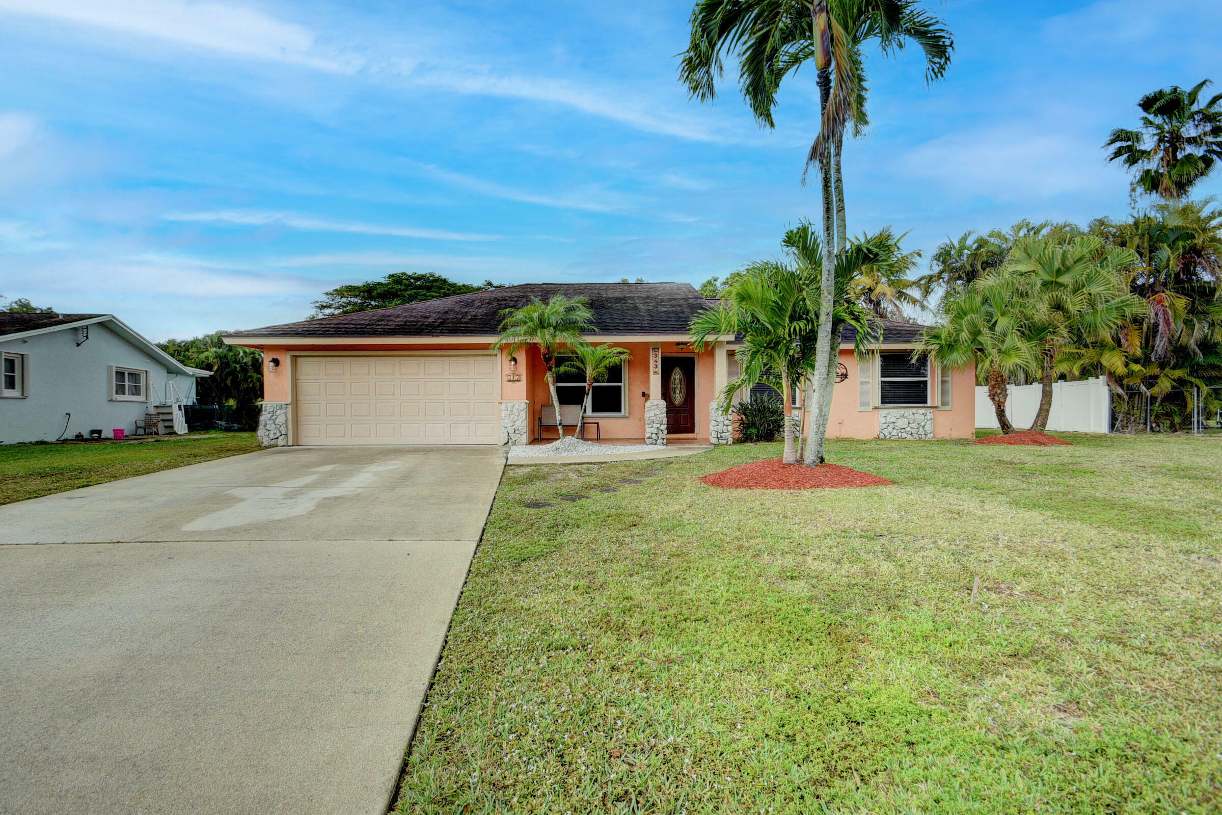 Property Photo:  343 Sandpiper Avenue  FL 33411 