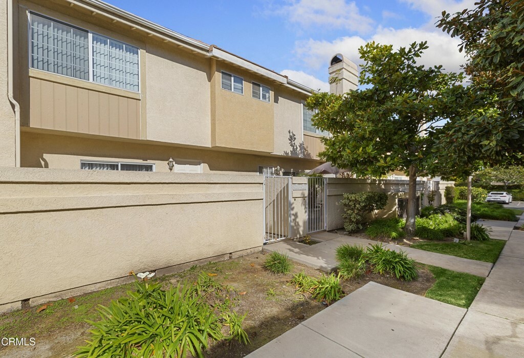 Property Photo:  5253 Columbus Place  CA 93033 