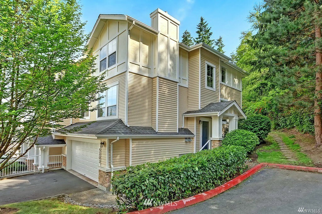 Property Photo:  5203 164th Avenue SE 19-4  WA 98006 