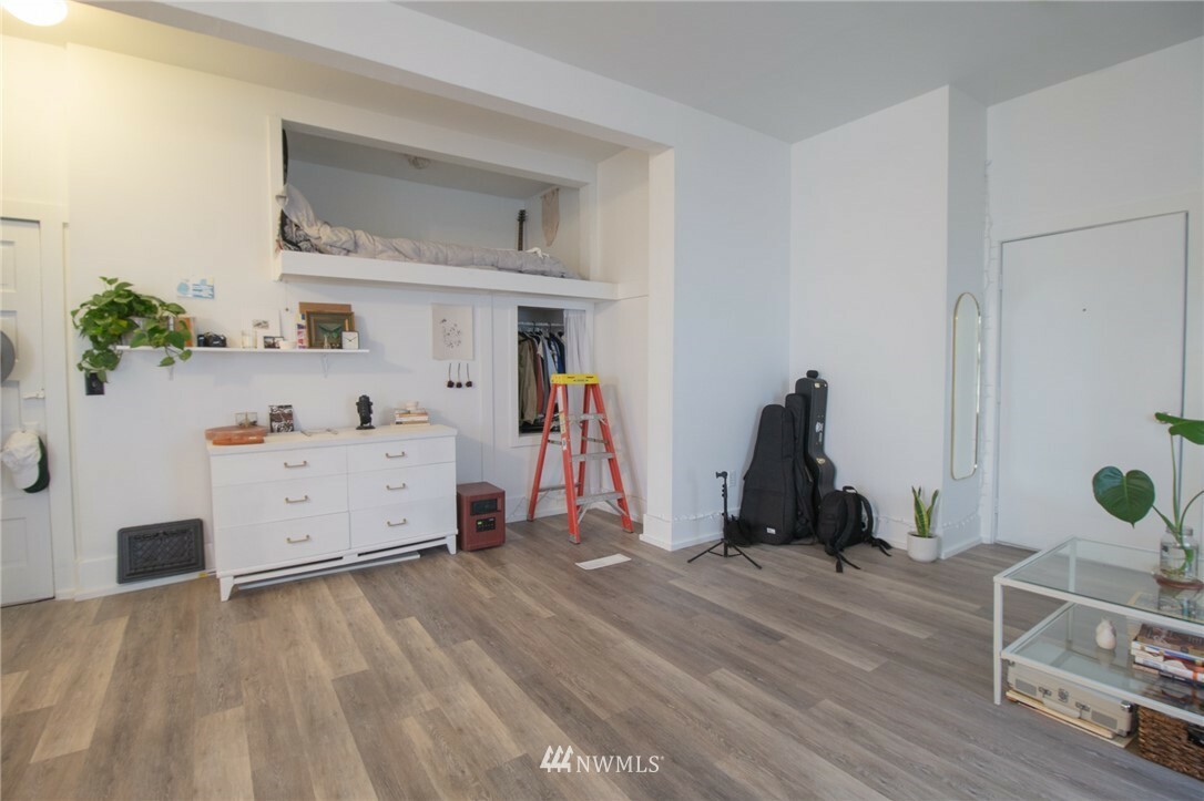 Property Photo: 3631 Wetmore Avenue WA 98201