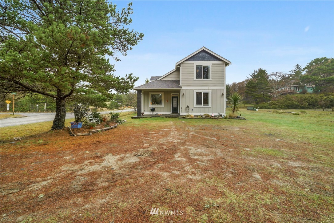 Property Photo: 1017 Surf Street WA 98595