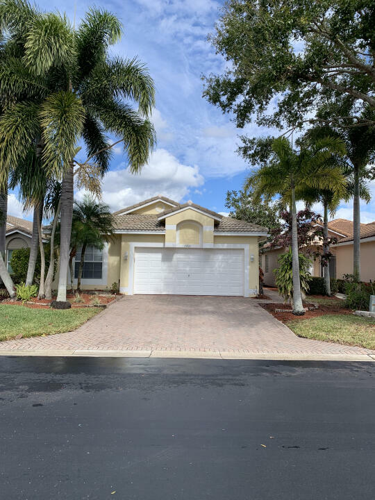 Property Photo:  7701 Cherry Blossom Way  FL 33437 