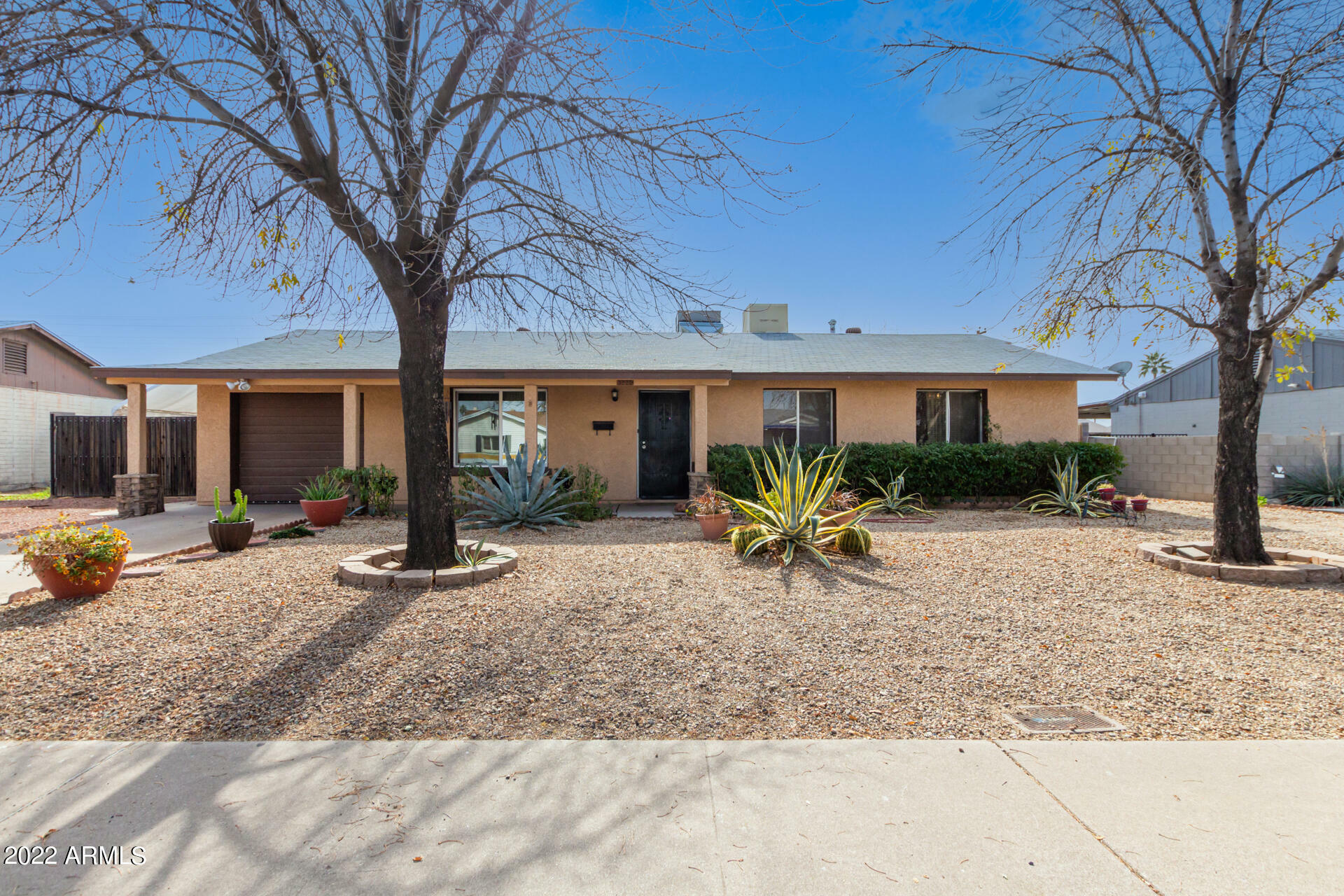 Property Photo:  8225 W Piccadilly Road  AZ 85033 