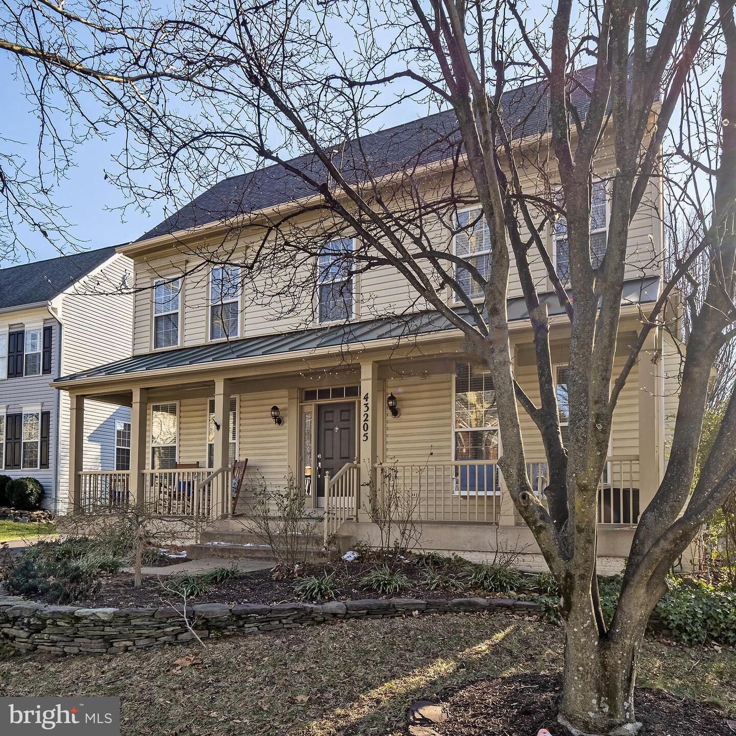 Property Photo:  43205 Edgartown Street  VA 20152 