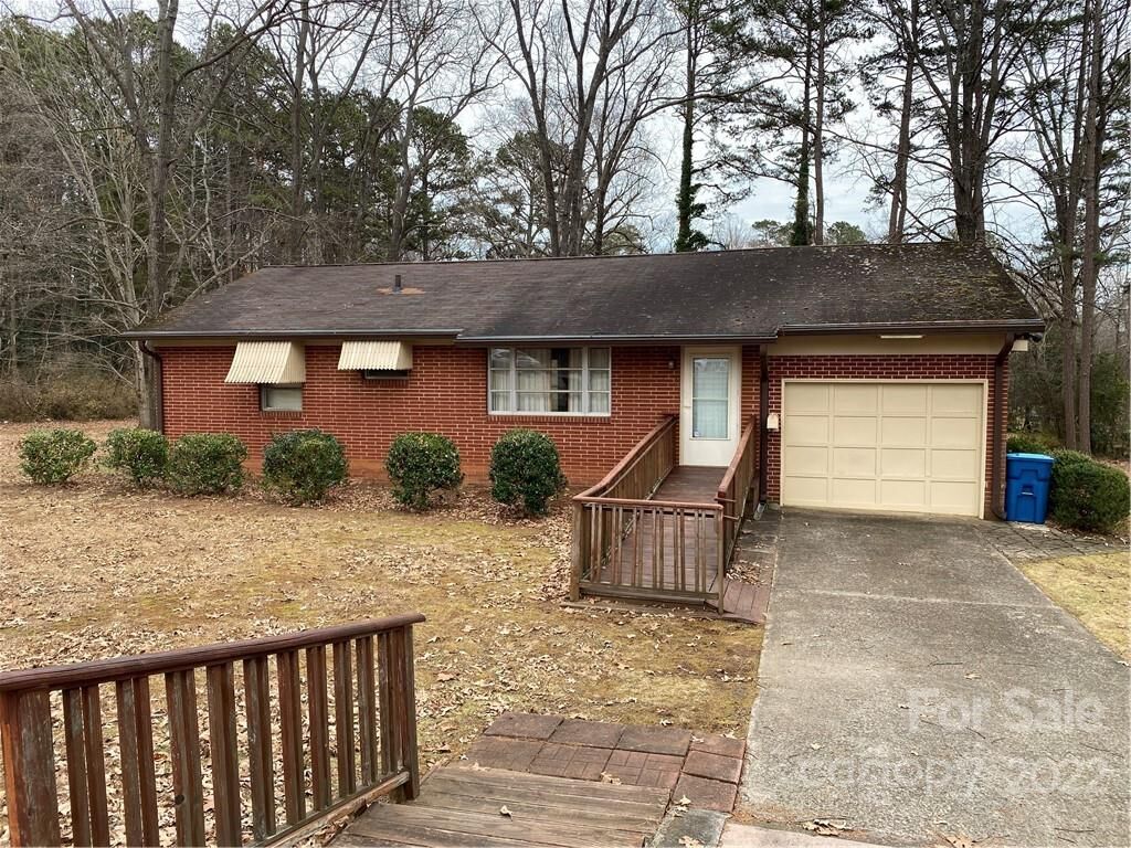 Property Photo:  129 Wood Avenue  NC 28144 
