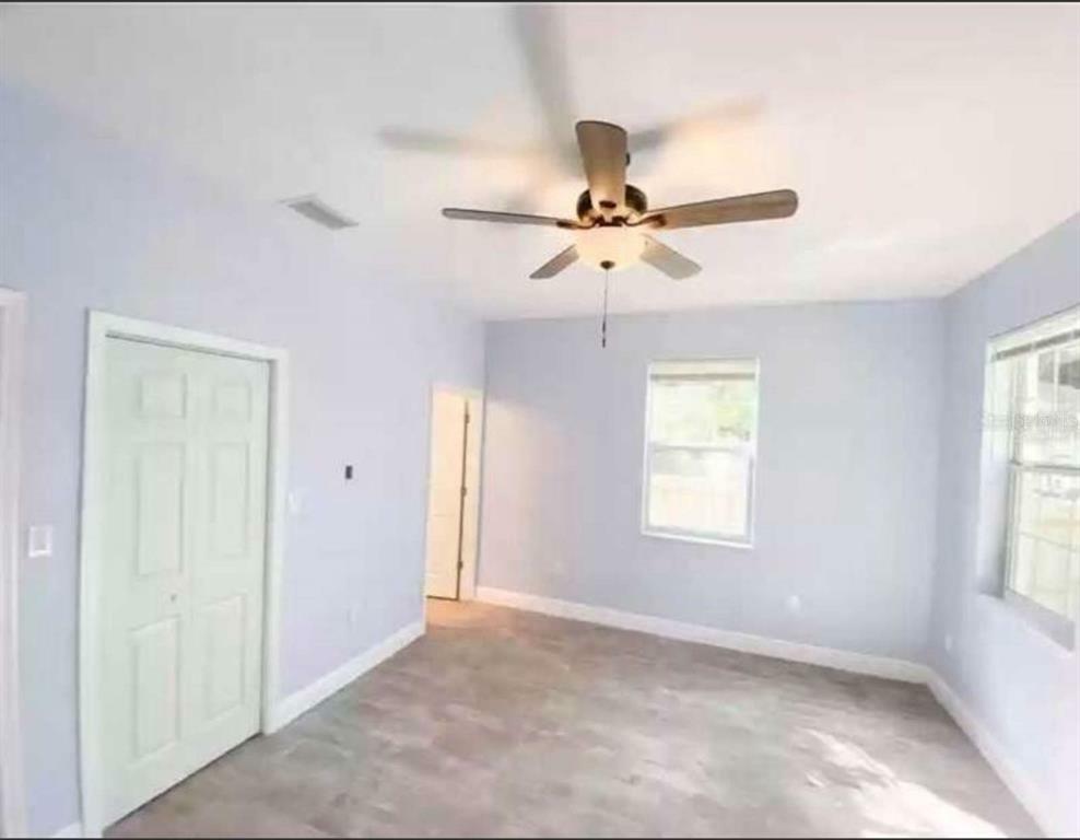 Property Photo:  1614 E River Cove Street  FL 33604 