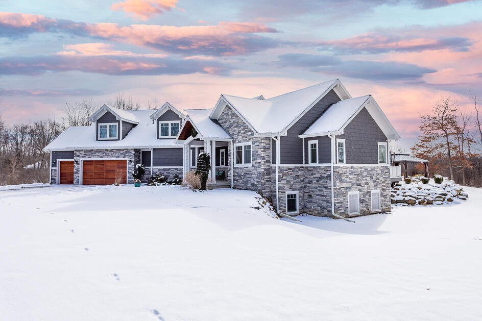 Property Photo:  2485 Ridgeway Road  MI 49203 