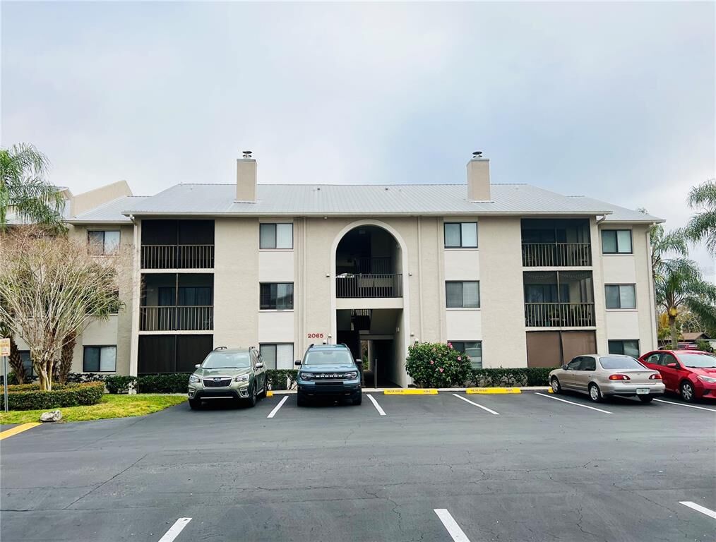 Property Photo:  2065 Hunters Glen Drive 4312  FL 34698 