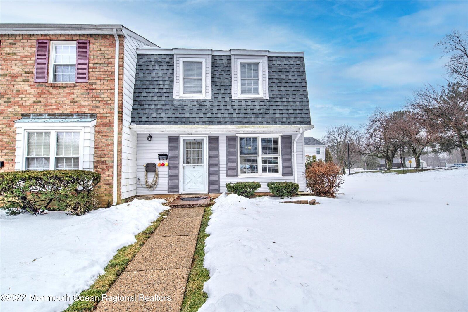 Property Photo:  119 Kingsley Way  NJ 07728 