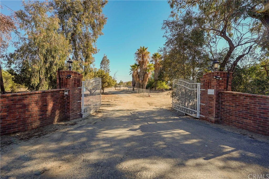 Property Photo:  22186 Piedras Road  CA 92570 