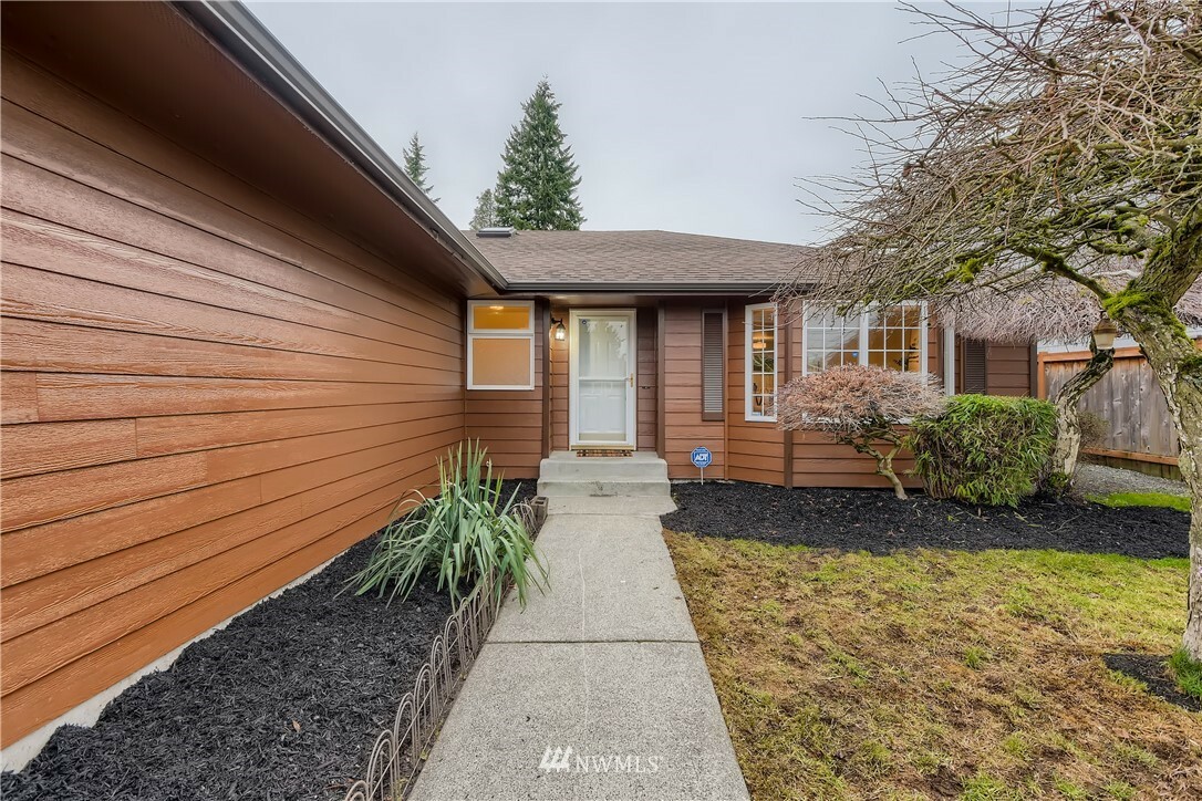 Property Photo:  6408 Highland Drive  WA 98203 