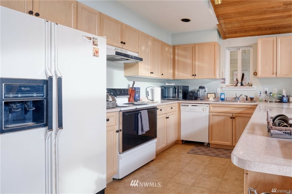 Property Photo: 1953 Apa Road WA 98281
