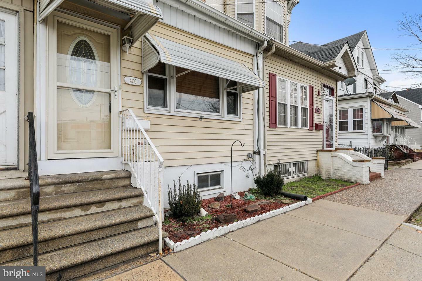 Property Photo:  406 N Broadway  NJ 08030 