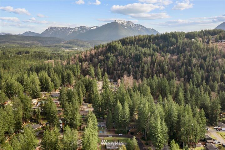 Property Photo: 14726 446th Avenue SE WA 98045