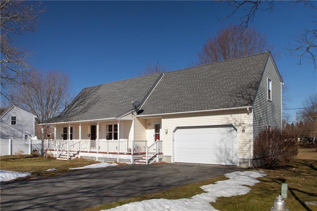 Property Photo:  124 Pasture Farm Dr  RI 02842 