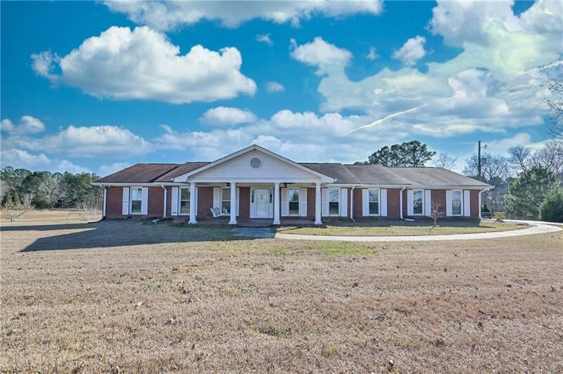 Property Photo: 4430 Atha Circle GA 30052