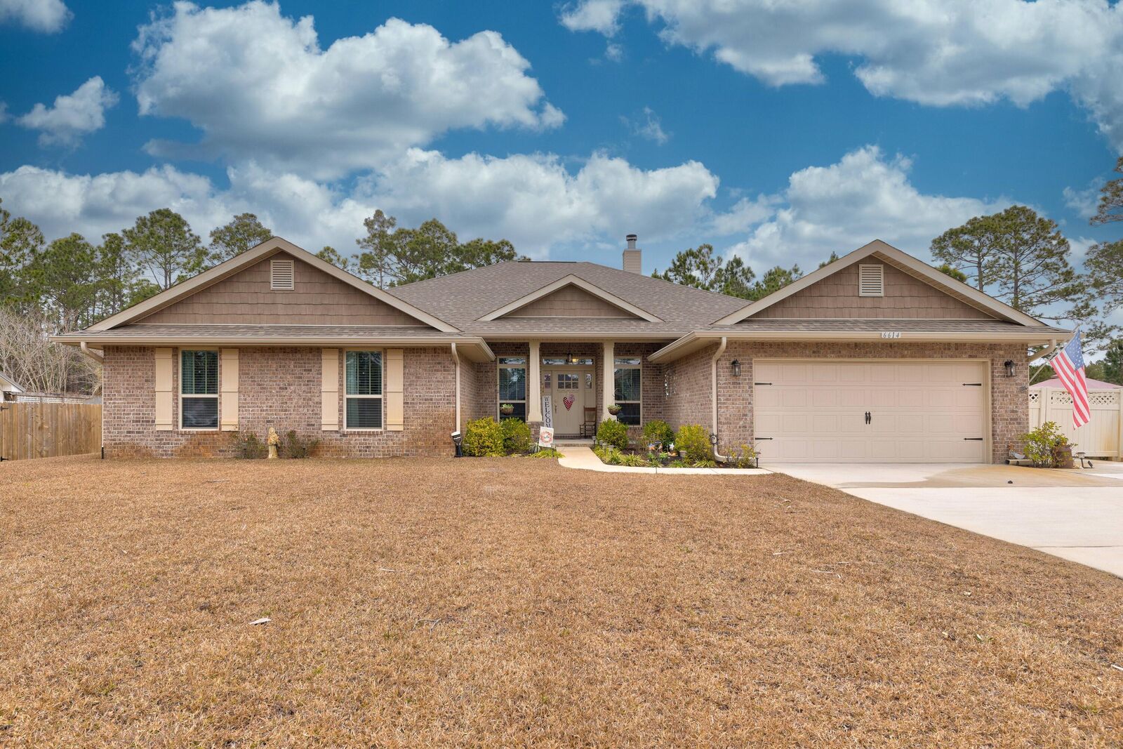 Property Photo:  6614 Leisure Street  FL 32566 