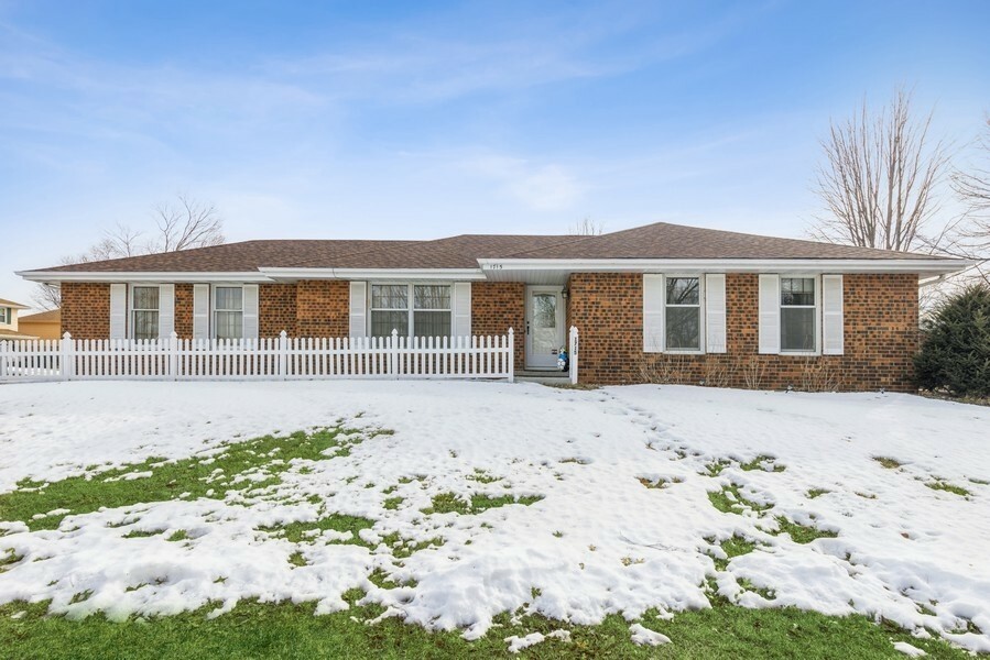 Property Photo:  1715 N 8th Avenue E  IA 50208 