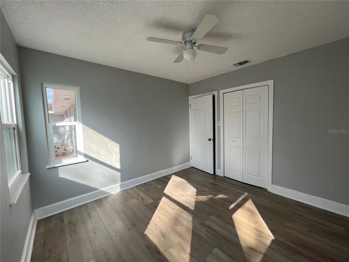 Property Photo:  204 S Main Avenue  FL 34715 