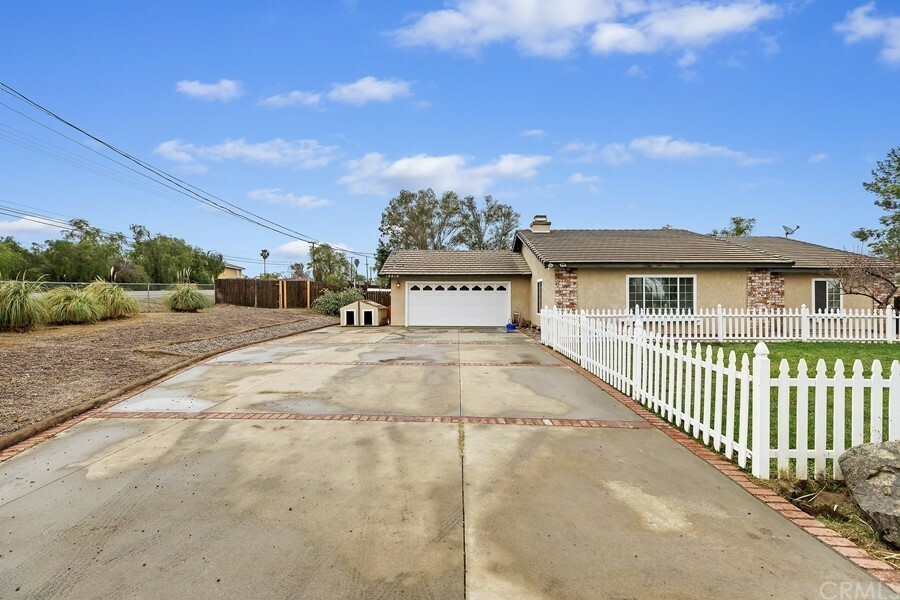 Property Photo:  19010 Glenwood  CA 92508 