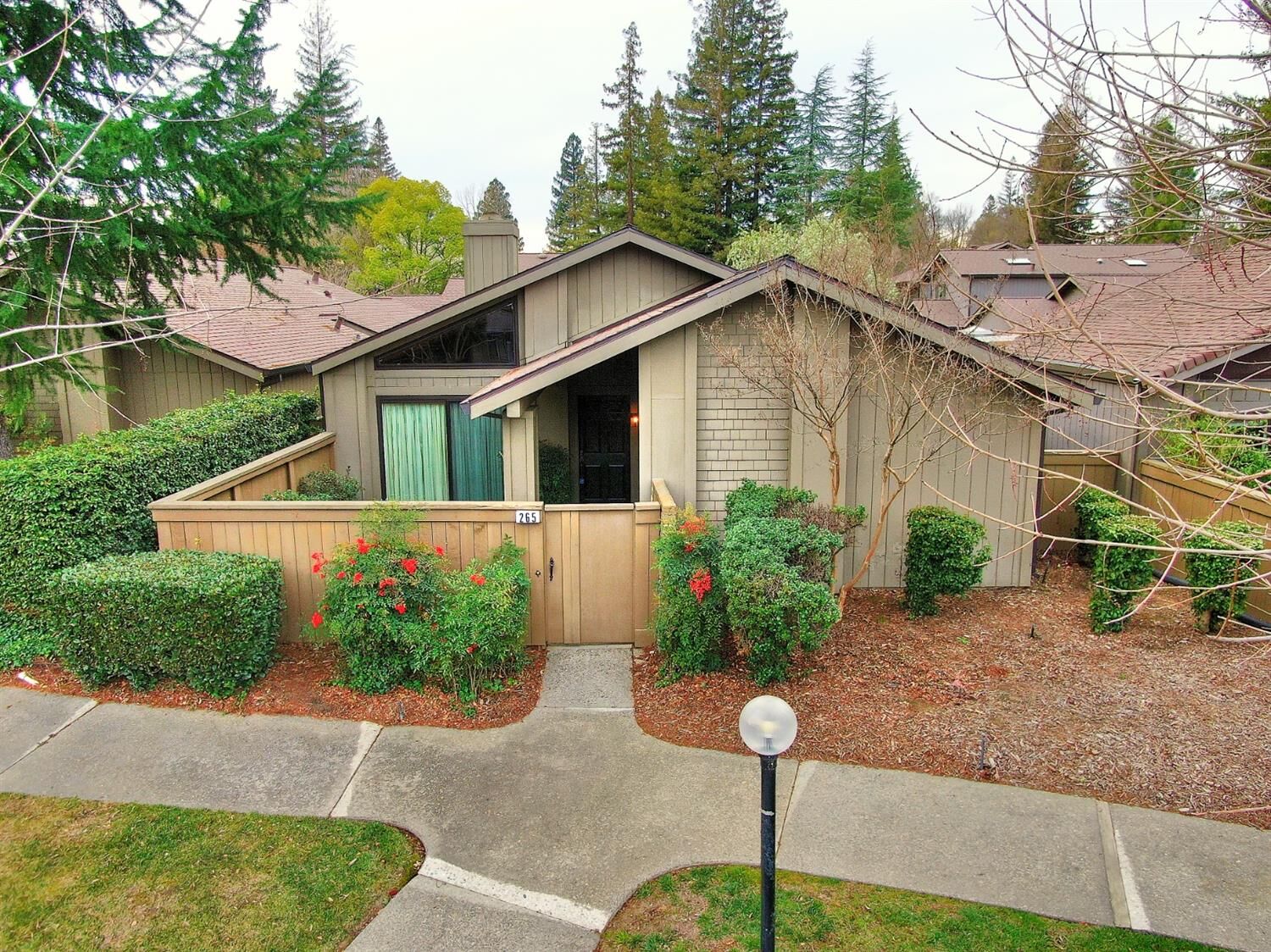 Property Photo:  265 Munroe Street  CA 95825 